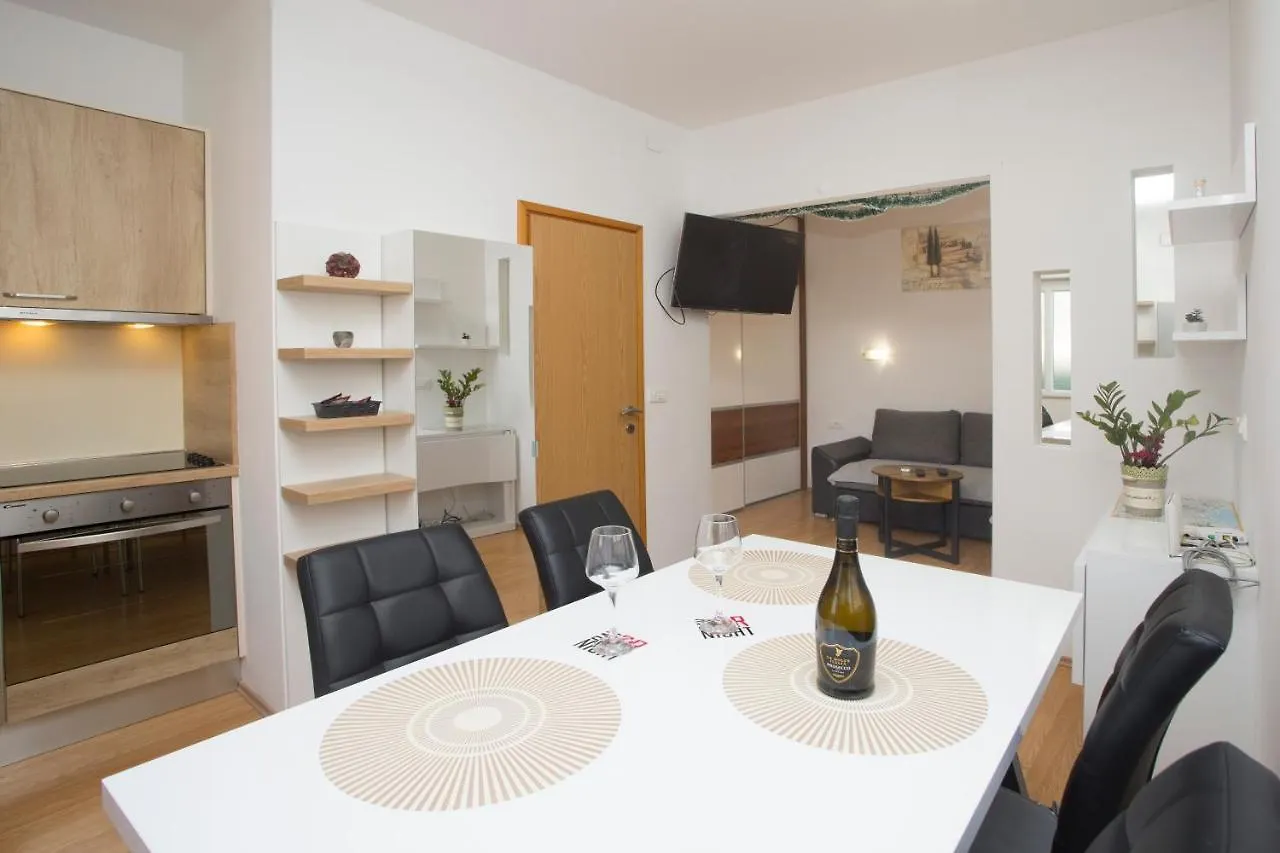 Apartment Adria Split